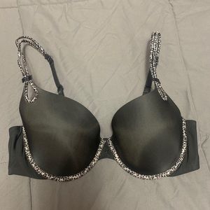 ✨SOLD✨ VS Sexy Little Things 38C Bra